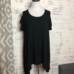 EUC Jones NY Cold Shoulder Asymmetrical Hem Top